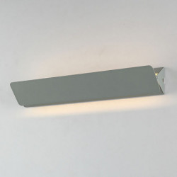 Aplique de pared moderno LED, Serie Vas, estructura metálica en acabado blanco, iluminación LED integrada, 10W